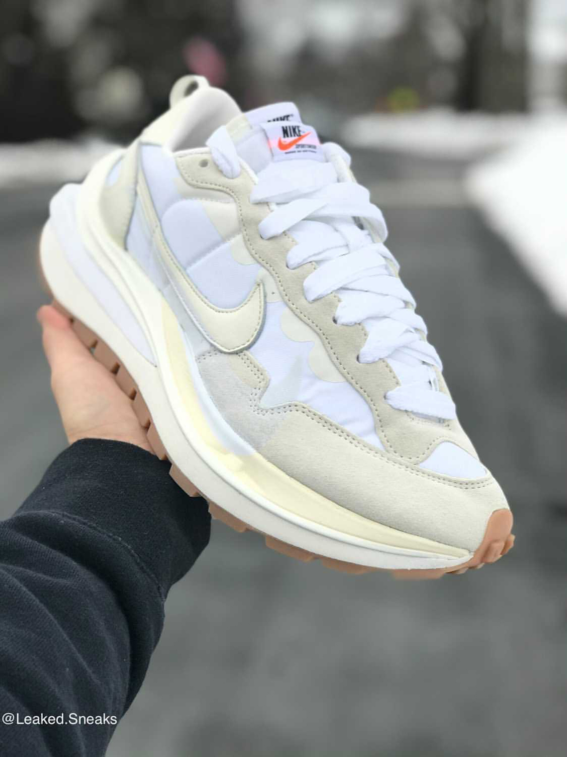 Sacai Nike Vaporwaffle White Gum 1