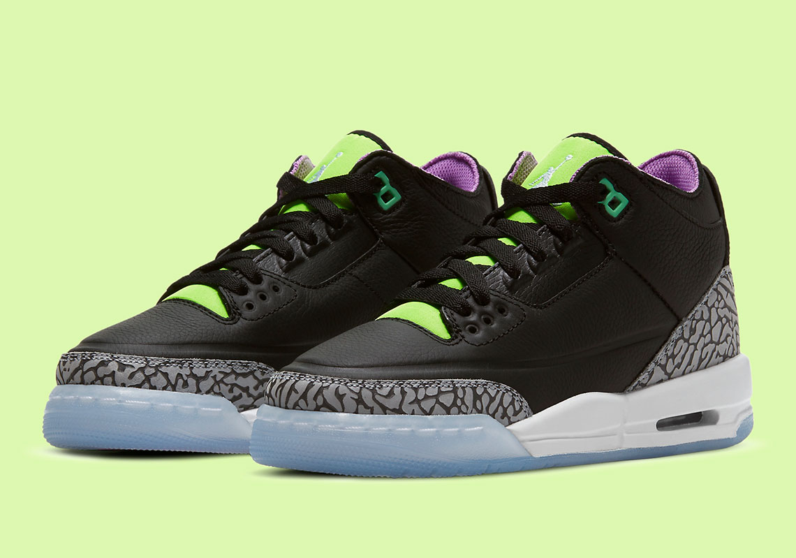 "Electric Green" And "Violet Shock" Dress This Kids-Exclusive Air Jordan 3