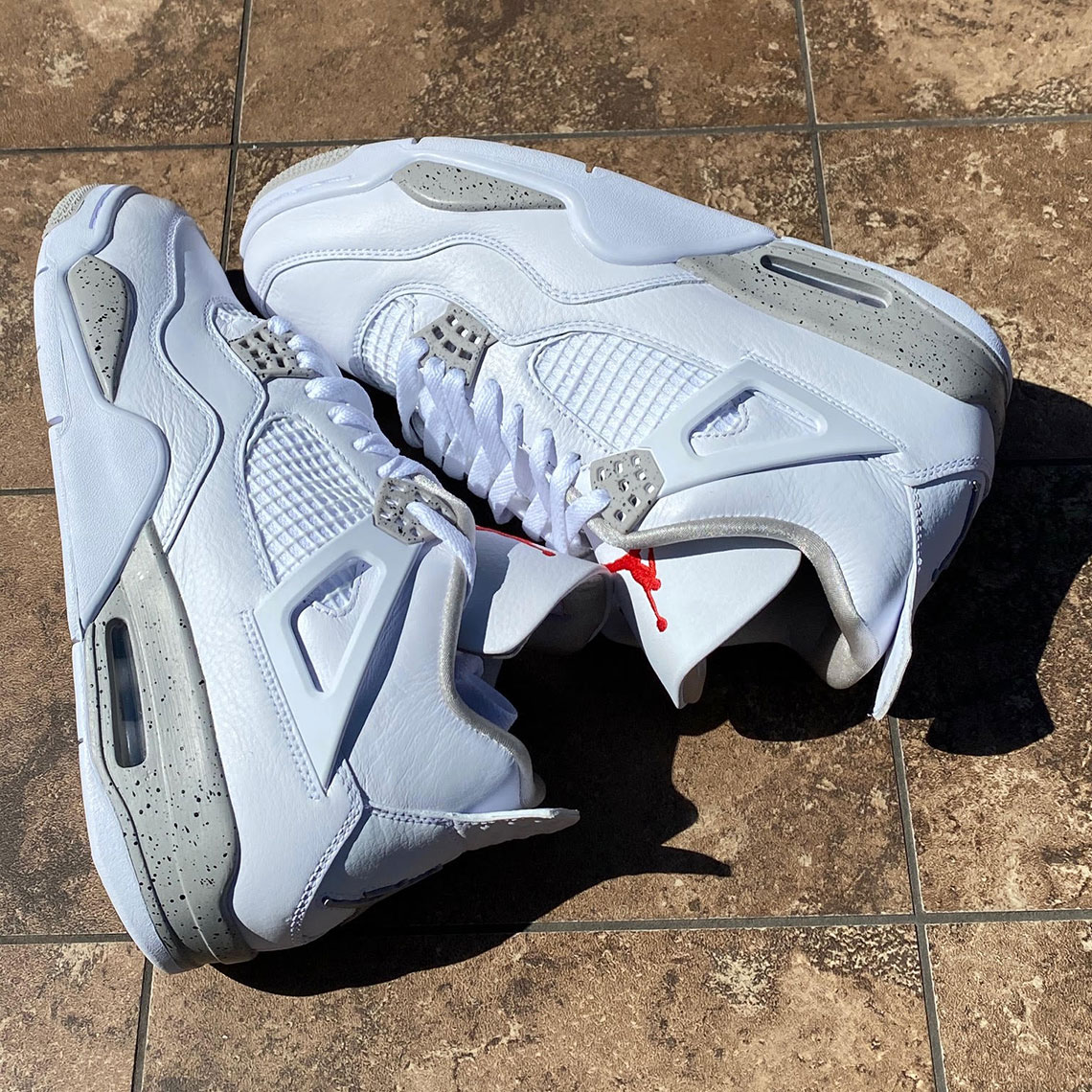 Air Jordan 4 Tech Grey 2021 Photos 2