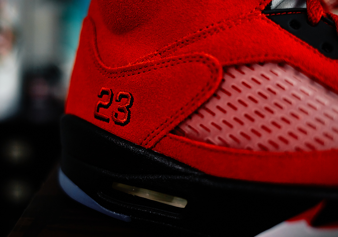 Air Jordan 5 Raging Bull 2021 Photos 2