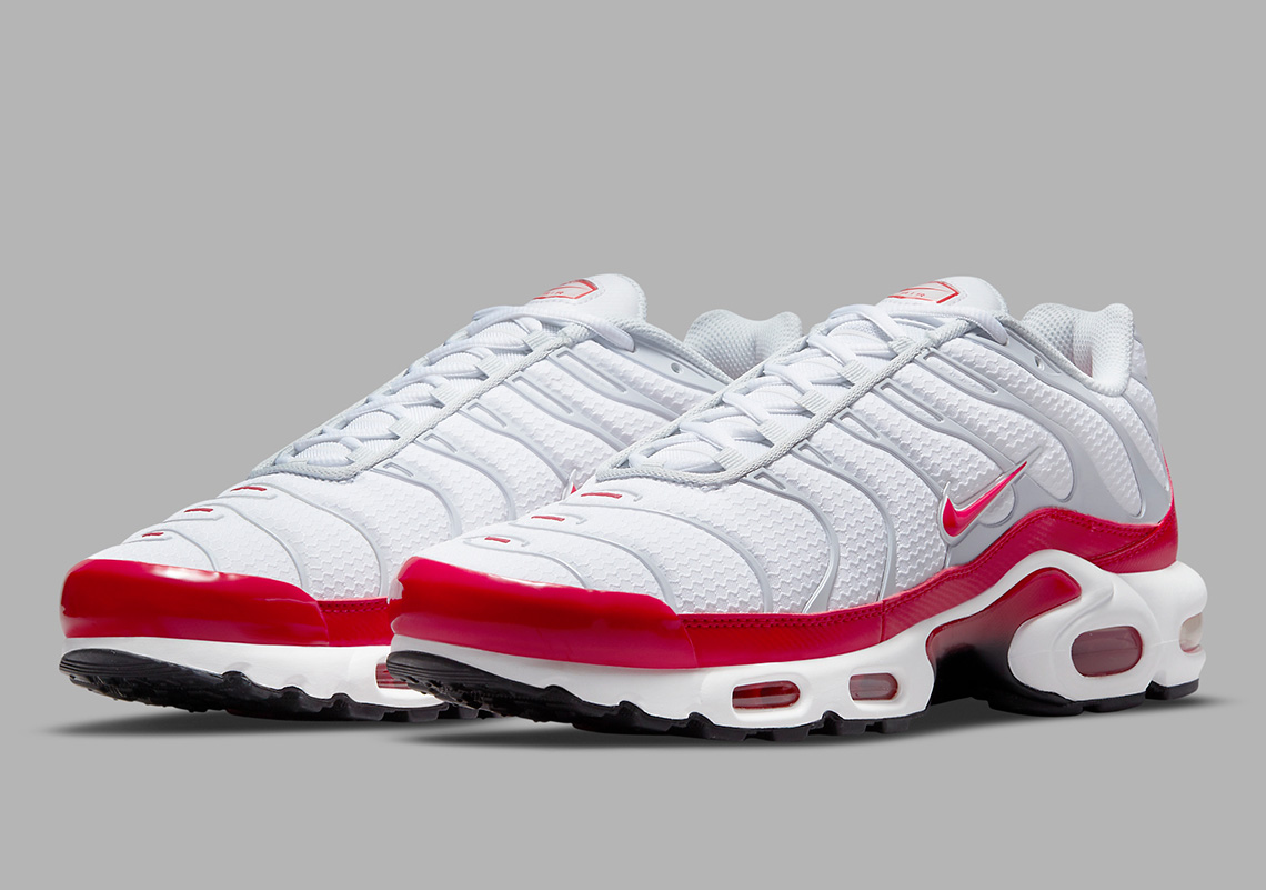 The Nike Air Max Plus Borrows The Air Max 1’s “Sport Red” Look