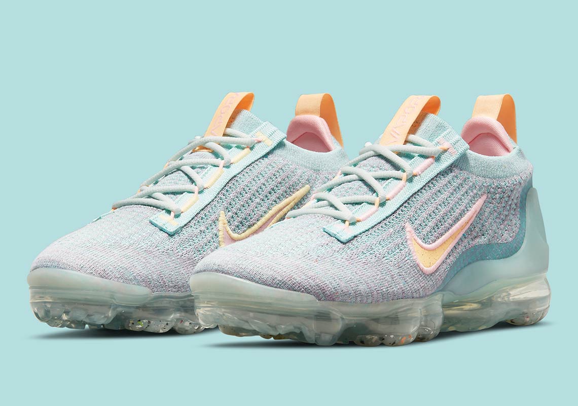 The Women's Nike Vapormax Flyknit 2021 Appears In Bright Aqua And Mango Knits