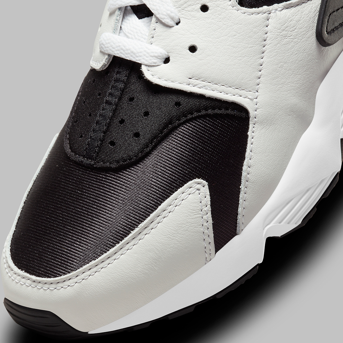 Nike Air Huarache Black White Dd1068 001 1