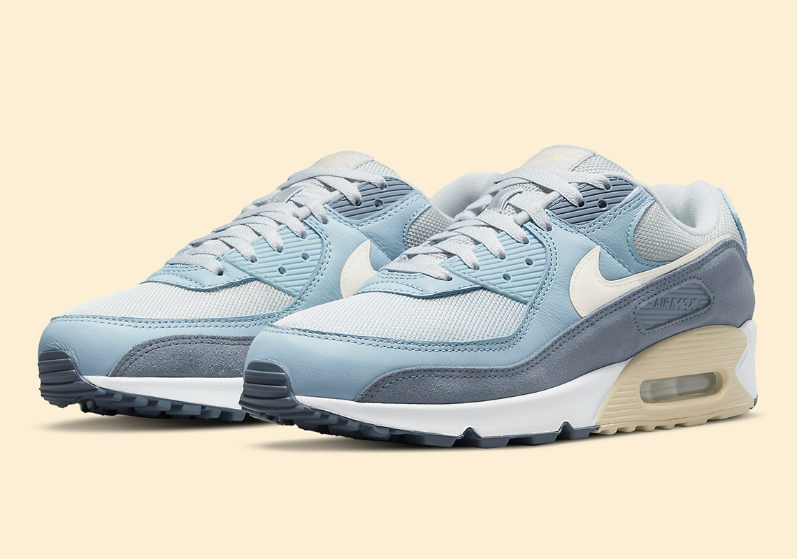 This Nike Air Max 90 “Ashen Slate” Sends Beachy Vibes