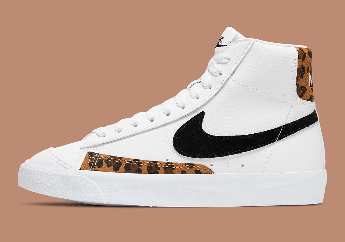 Nike Blazer Mid 77 Gs White Black Dj4603 100 8