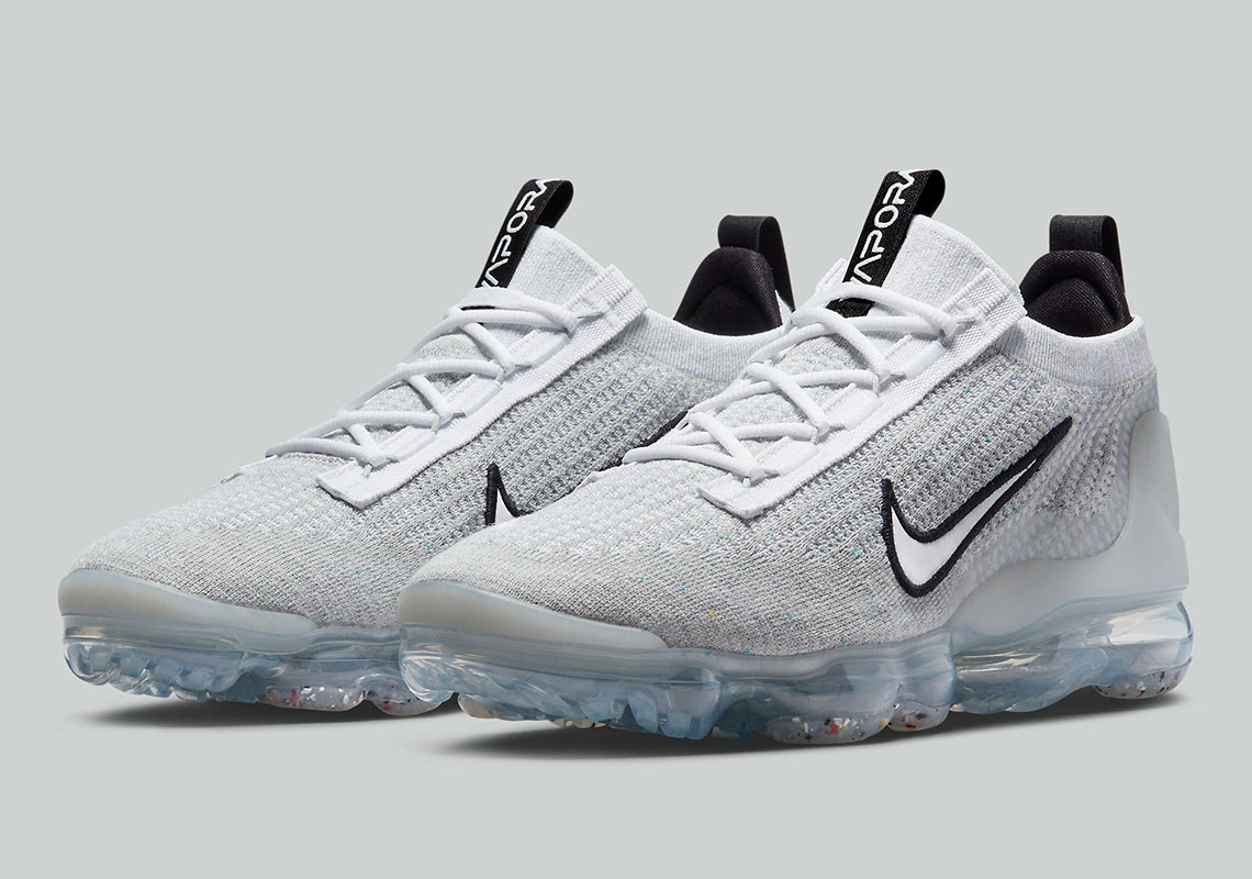 The Nike Vapormax Flyknit 2021 Appears In A Smoky Colorway Package