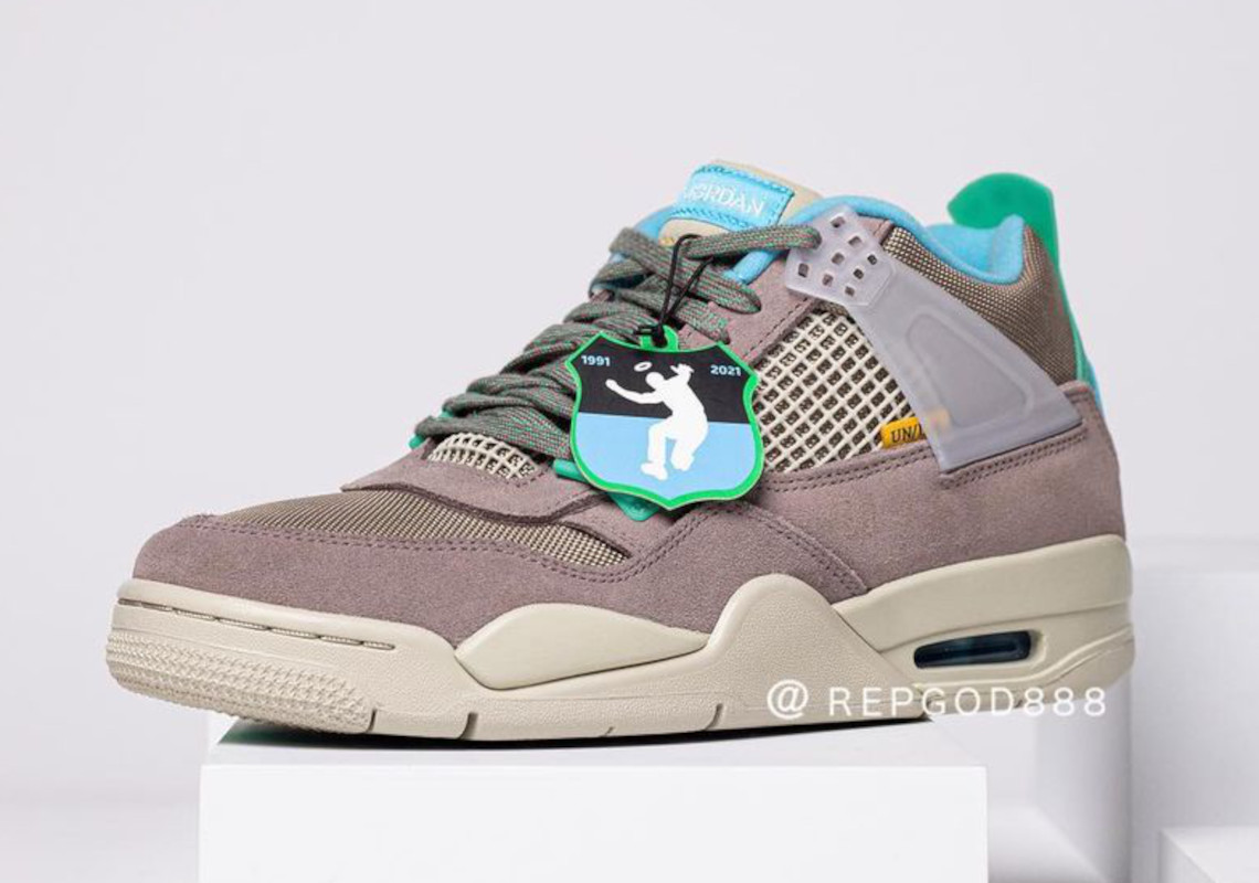 First-Look At The Union x Air Jordan 4 "Taupe Haze"