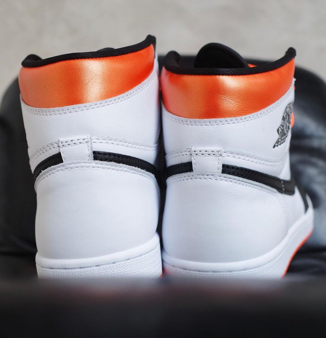 Air Jordan 1 Electro Orange 555088 180 5