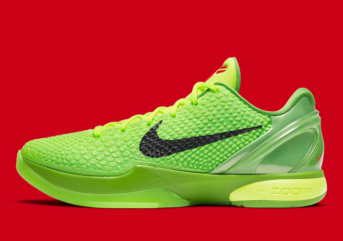 Nike SNKRS Restocks Kobe 6 "Grinch" On 5th Anniversary Of 60 Point Final Game