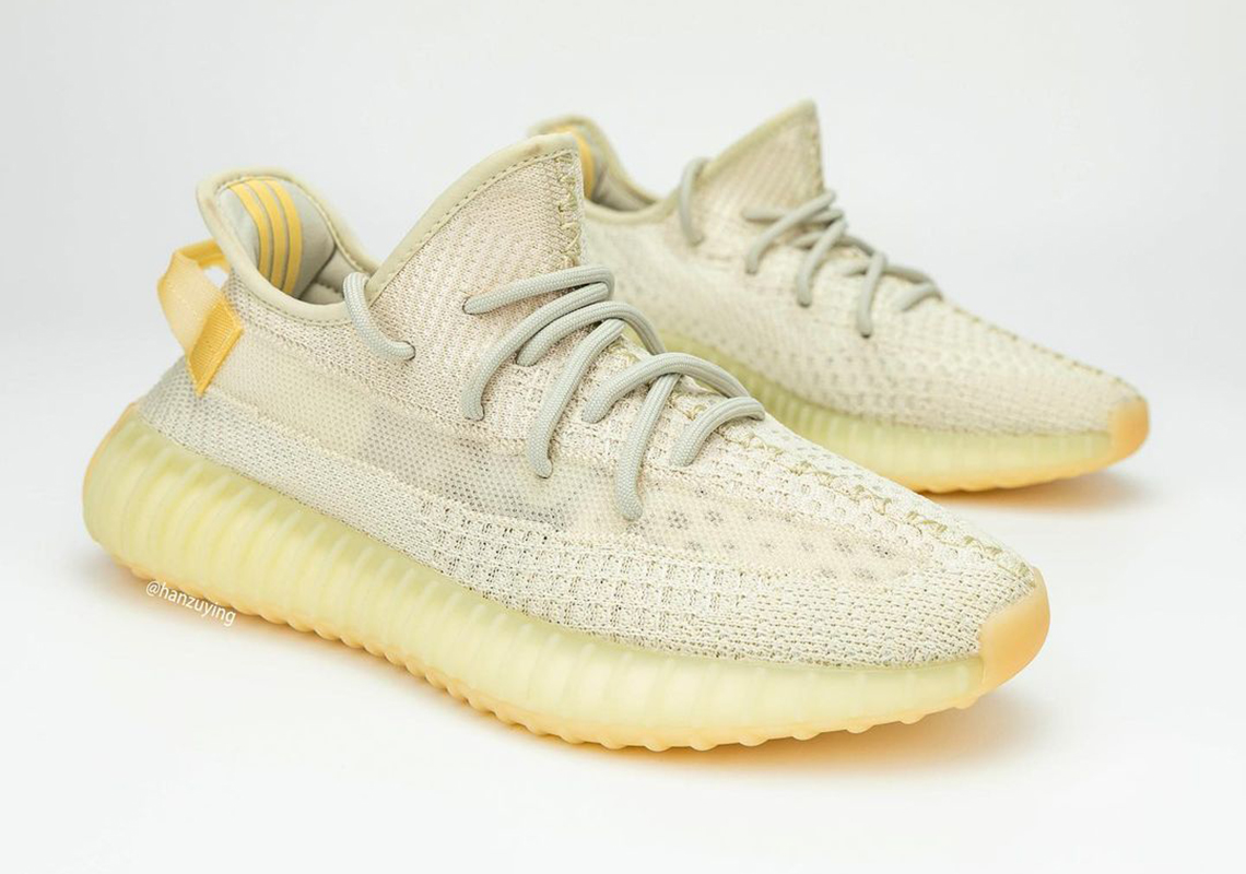 Adidas Yeezy Boost 350 V2 Light Photos 3 1