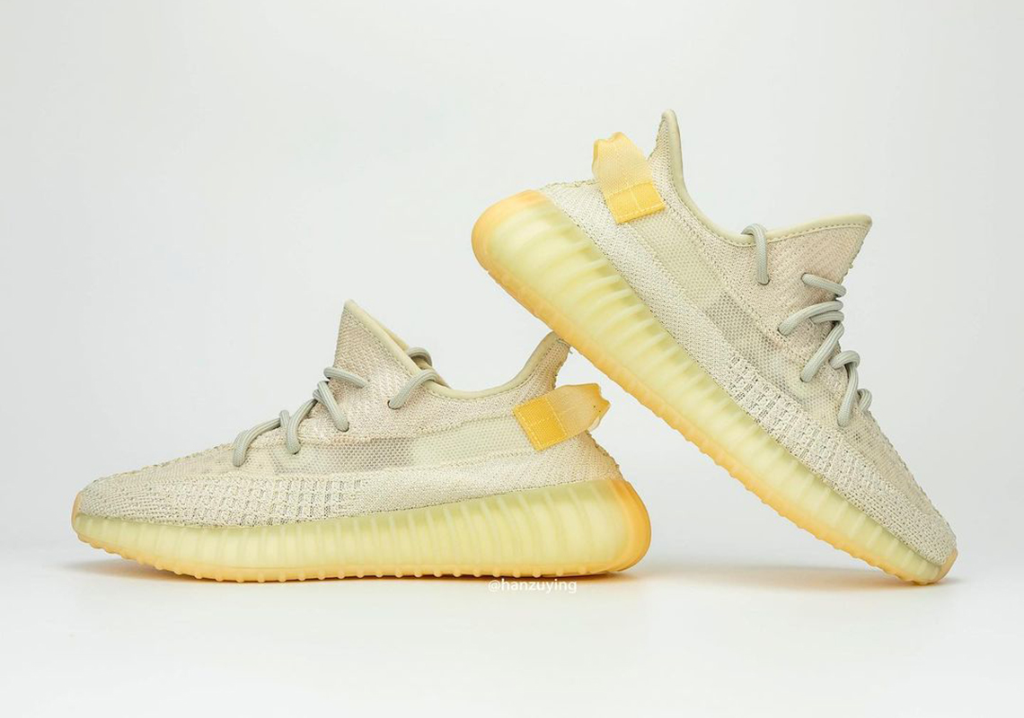 Adidas Yeezy Boost 350 V2 Light Photos 4