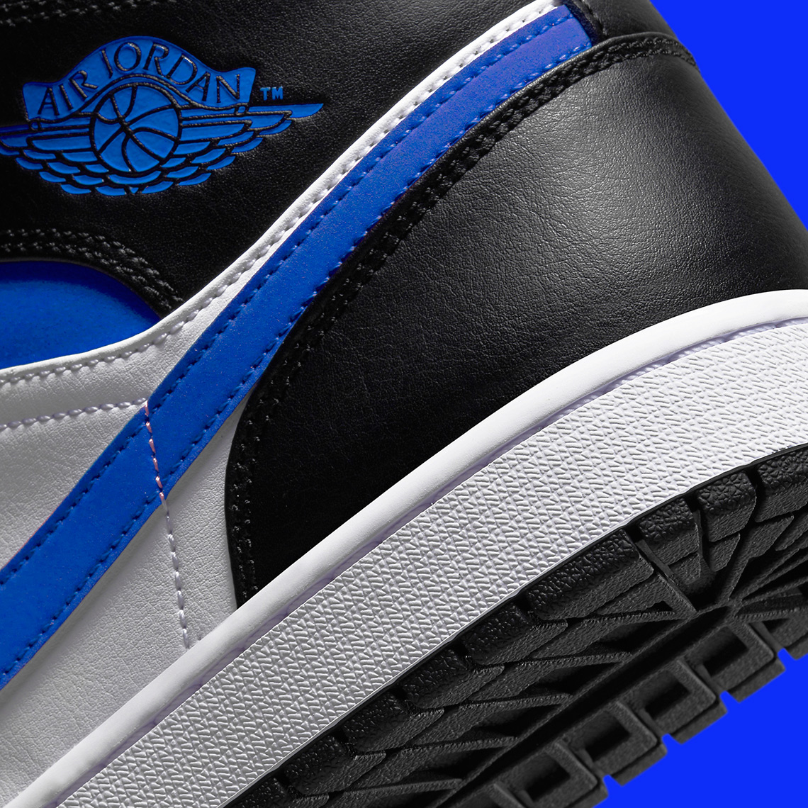 Air Jordan 1 Mid Black White Royal 554724 140 6