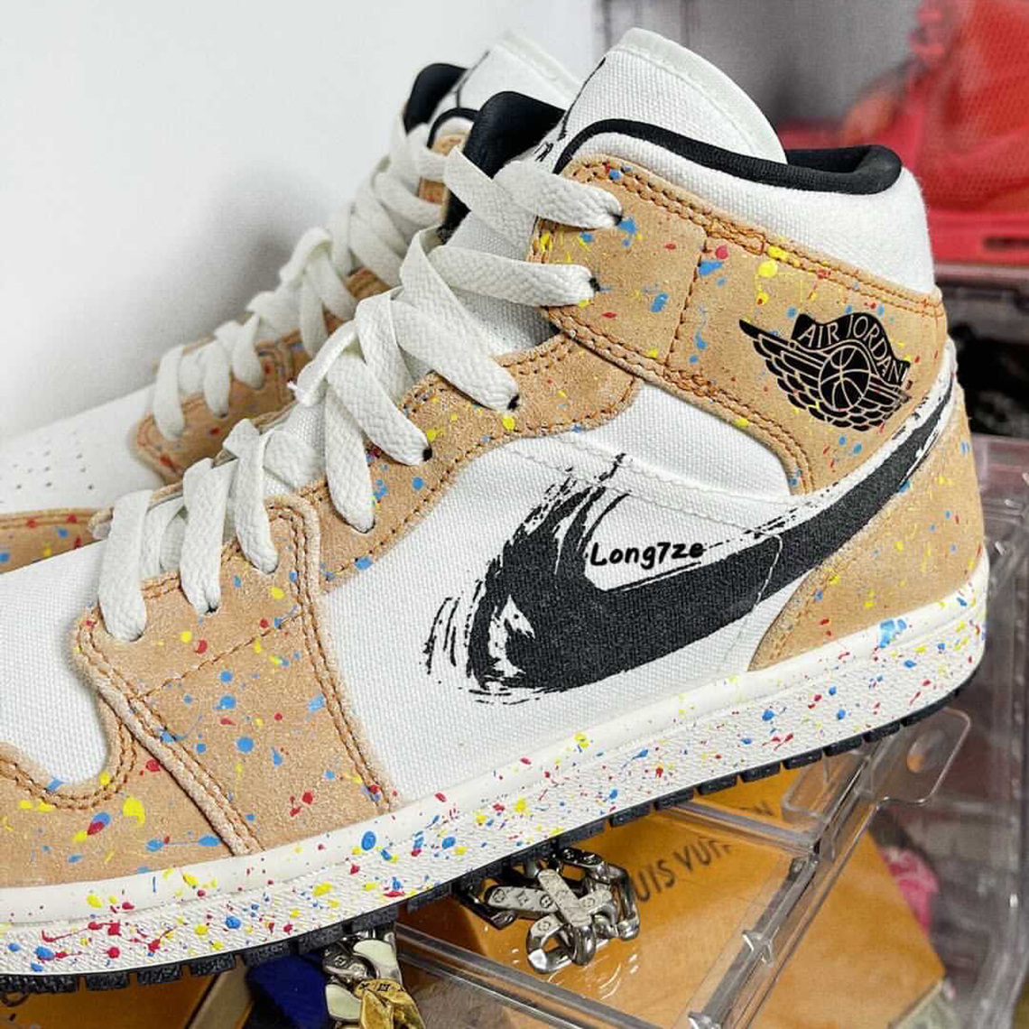 Air Jordan 1 Mid Paint Splatter Brush Stroke 4