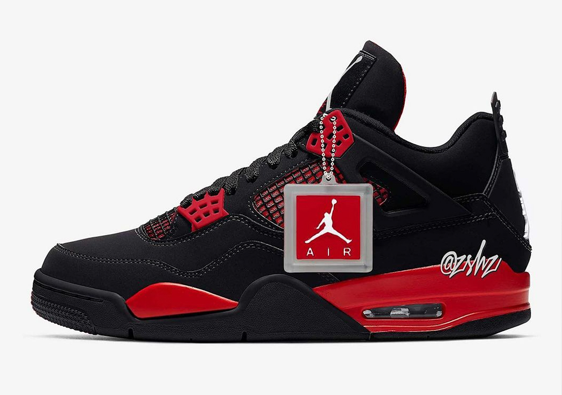 Air Jordan 4 Bred Thunder Holiday 2021