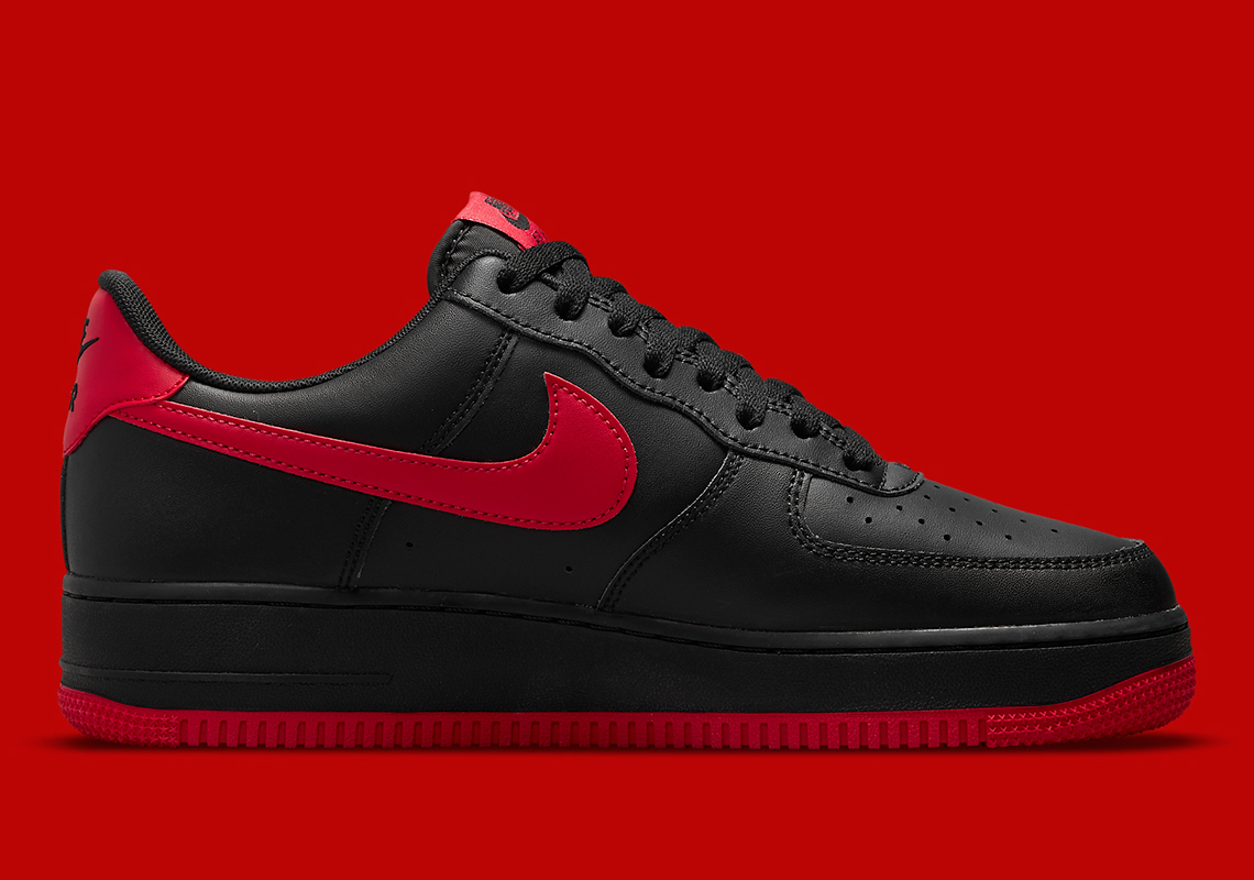 Nike Air Force 1 Low Black Red Dc2911 001 7 1