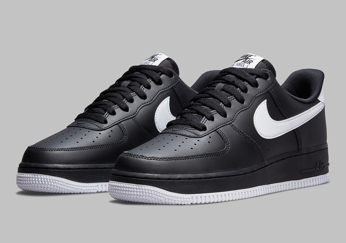 The Tuxedo Look Returns To The Nike Air Force 1 Low