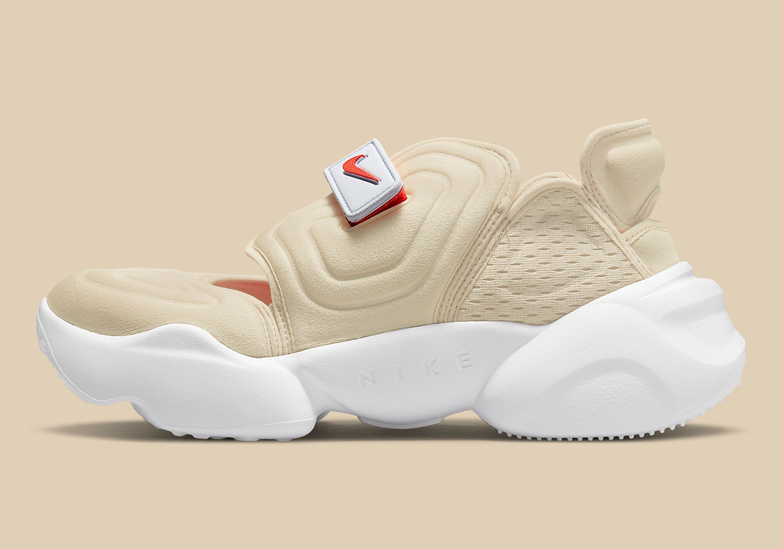 The Beach-Ready Nike Aqua Rift Returns In A Sandy "Rattan" Colorway