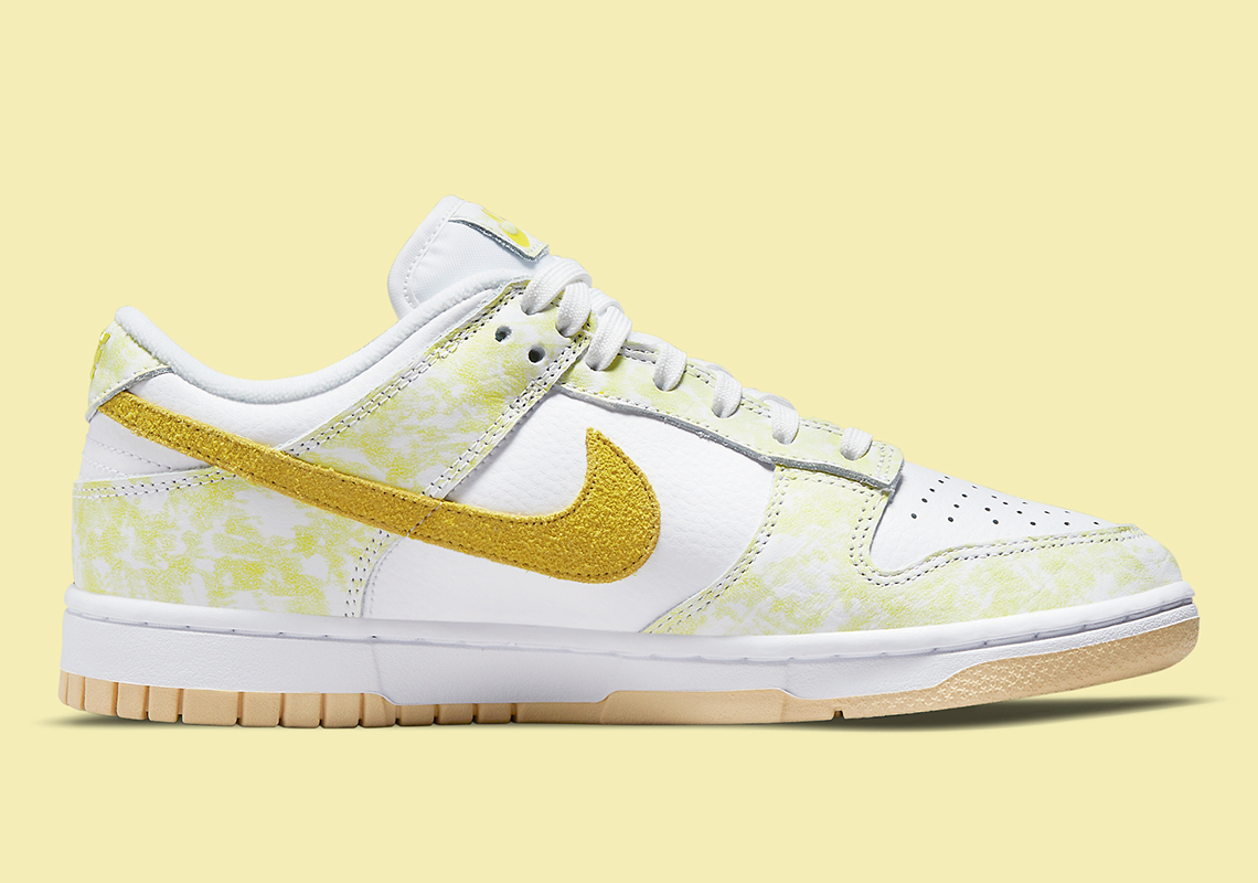 Nike Dunk Low Yellow Strike Dm9467 700 5