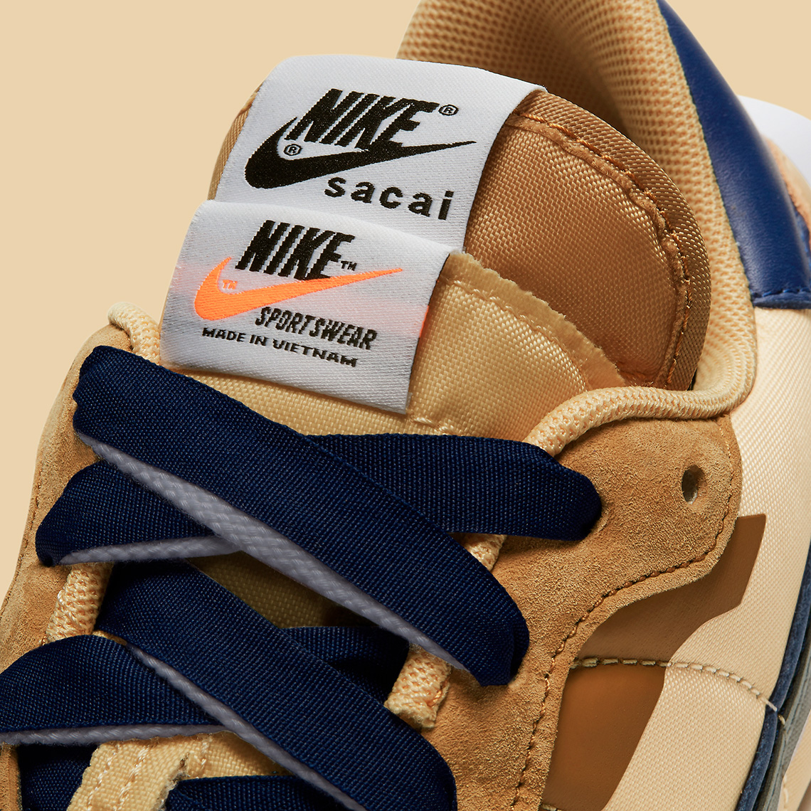 Sacai Nike Vaporwaffle Tan Navy Dd1875 200 9