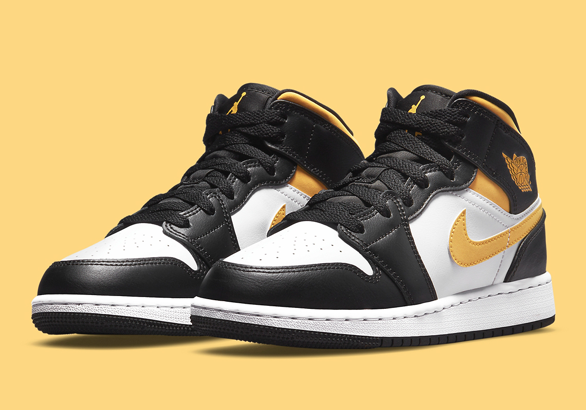 Air Jordan 1 Mid White Black Yellow 554725 177 2