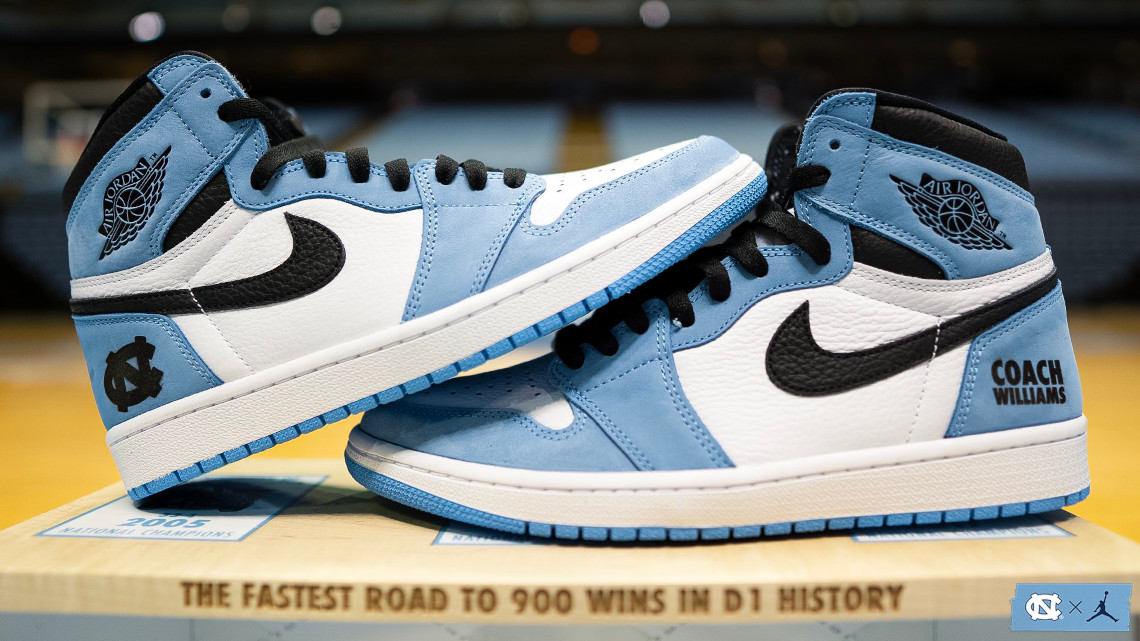 Air Jordan 1 University Blue Roy Williams 3