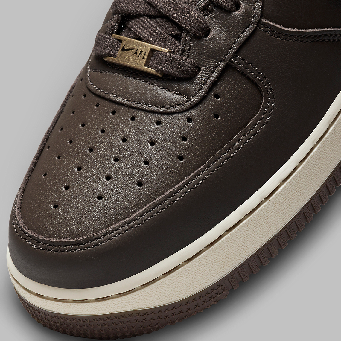 Nike Air Force 1 Dark Chocolate Db4455 200 6