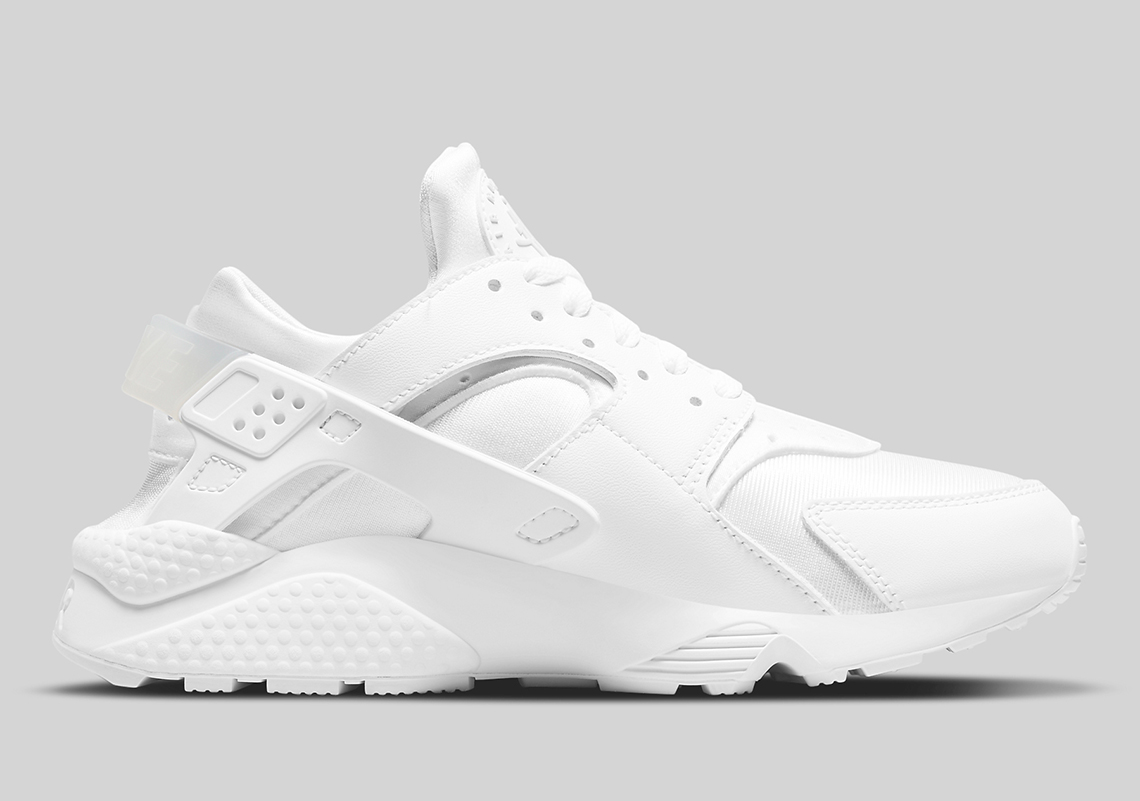 Nike Air Huarache Triple White Dh4439 102 3