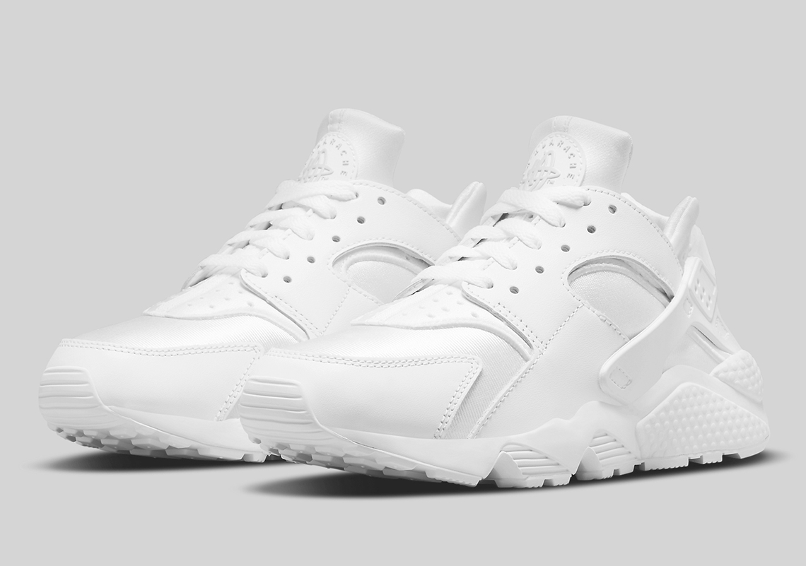 Triple White Returns To The Nike Air Huarache