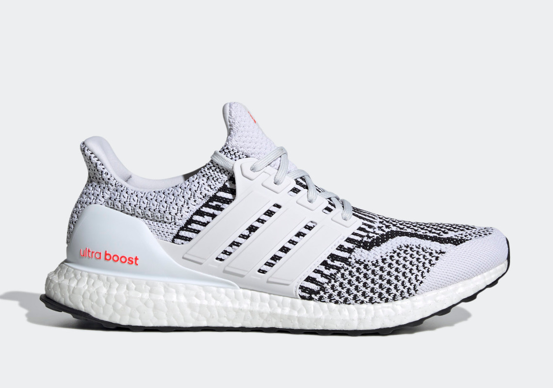 Adidas Ultraboost 5 G54960 1