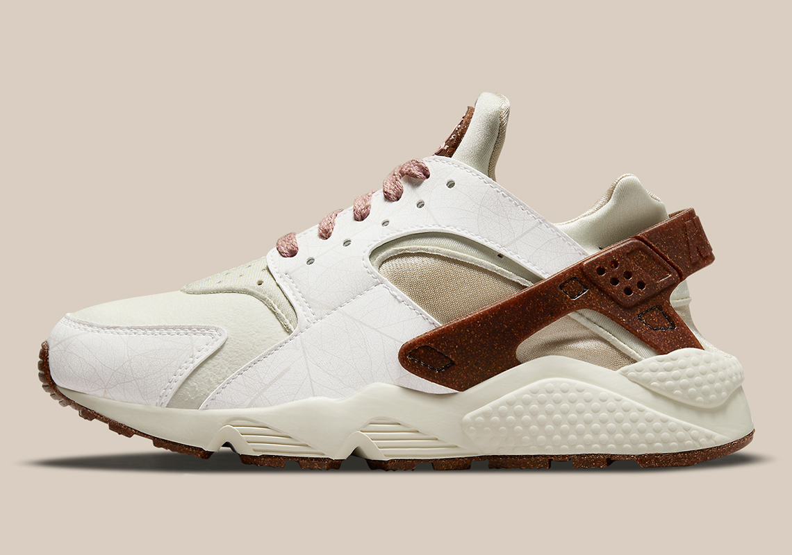 Nike Air Huarache Wmns Rattan Dm9463 100 3