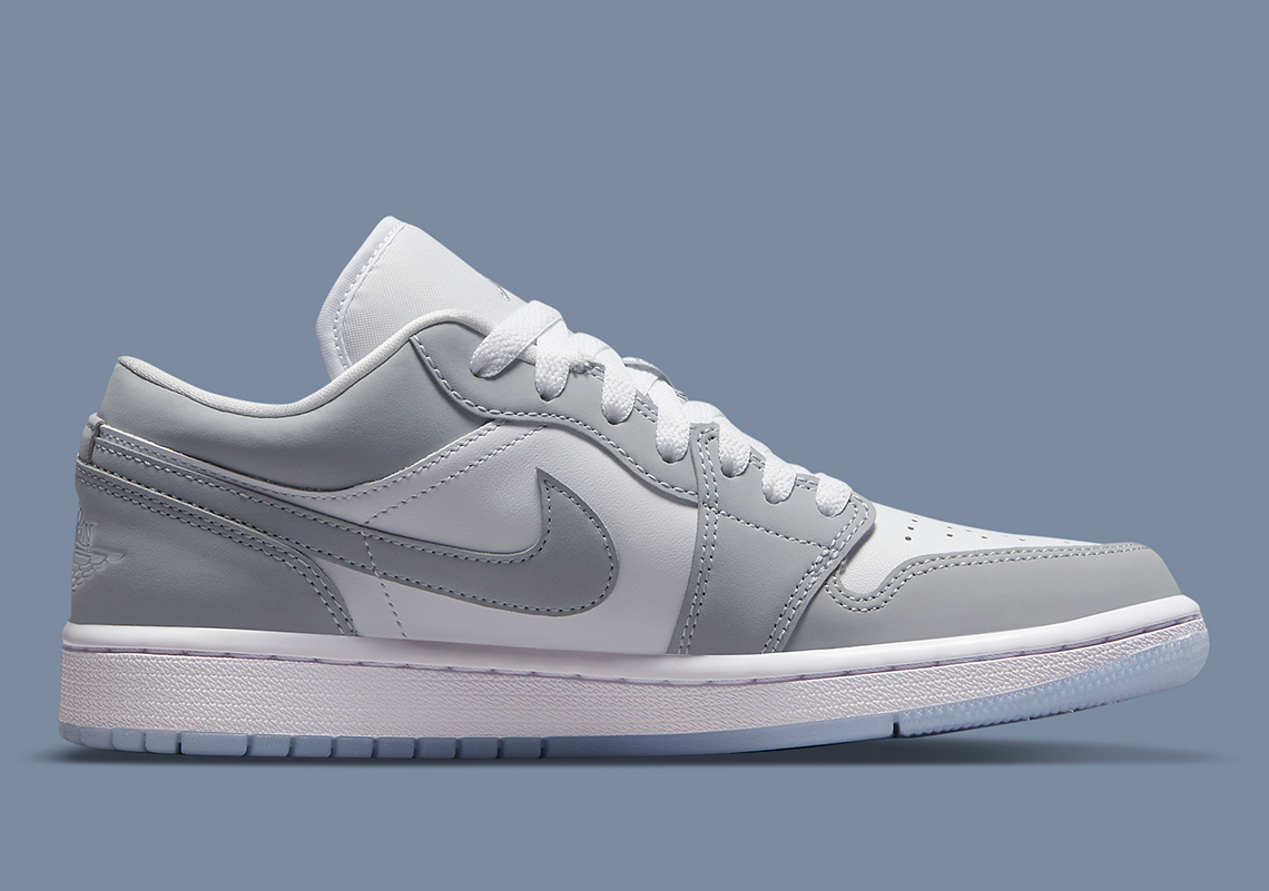 Air Jordan 1 Low Wmns Dc0774 105 7