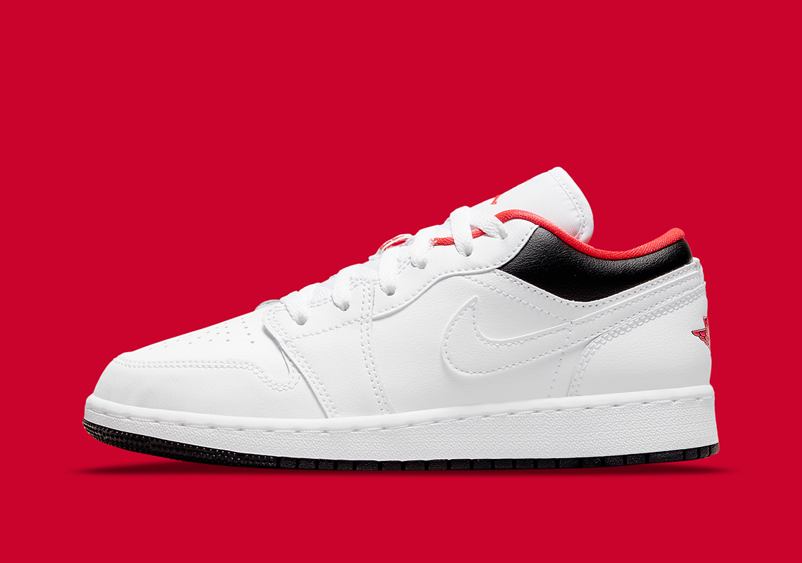 Air Jordan 1 Low White Black Red 553560 160 2