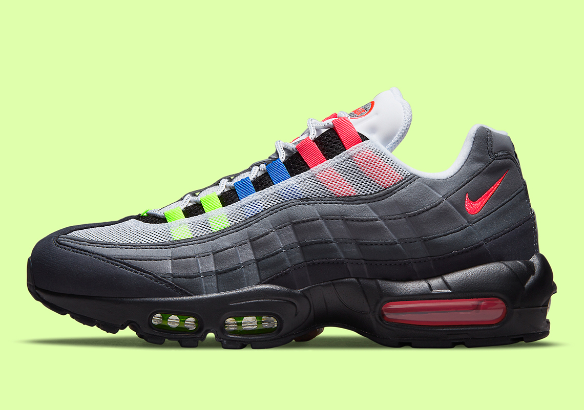 Nike Air Max 95 Greedy 2021 Dn8020 001 1