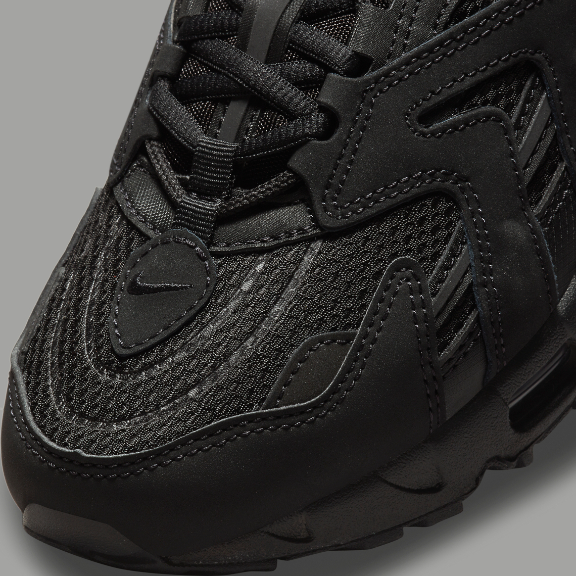 Nike Air Max 96 Ii Triple Black Dj0328 001 11