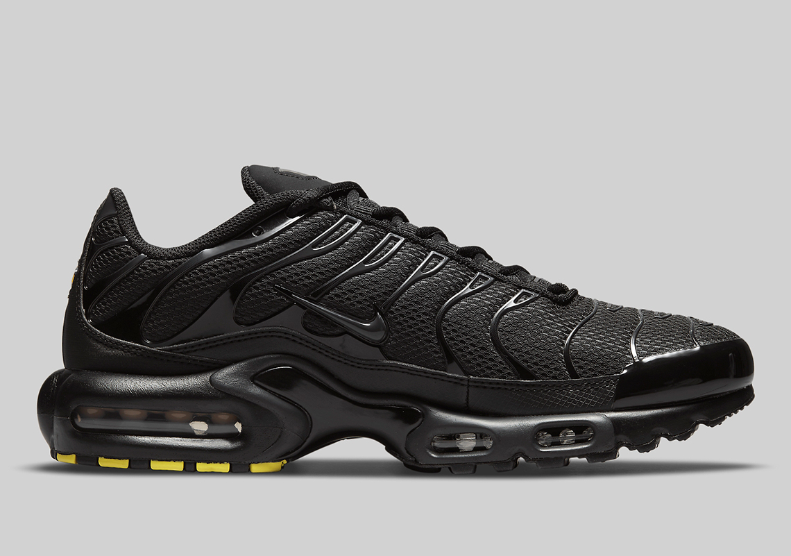 Nike Air Max Plus Black Db0682 001 1