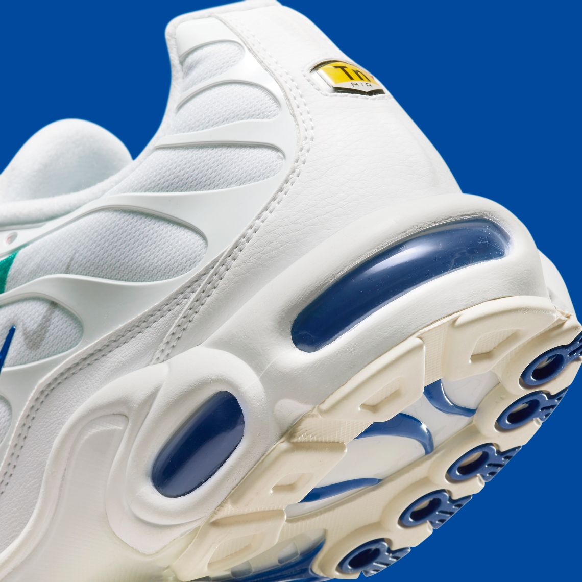 Nike Air Max Plus Dn6994 100 5