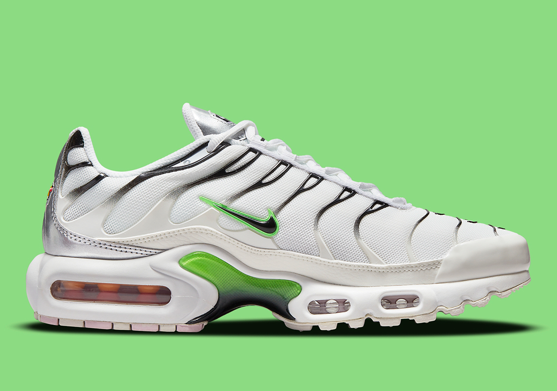 Nike Air Max Plus Dn6997 100 3