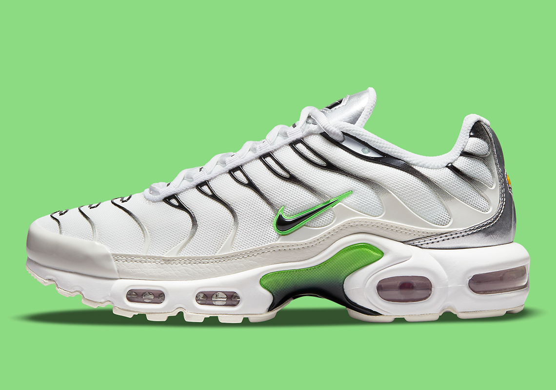 Nike Air Max Plus Dn6997 100 5