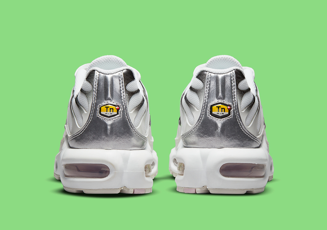 Nike Air Max Plus Dn6997 100 6