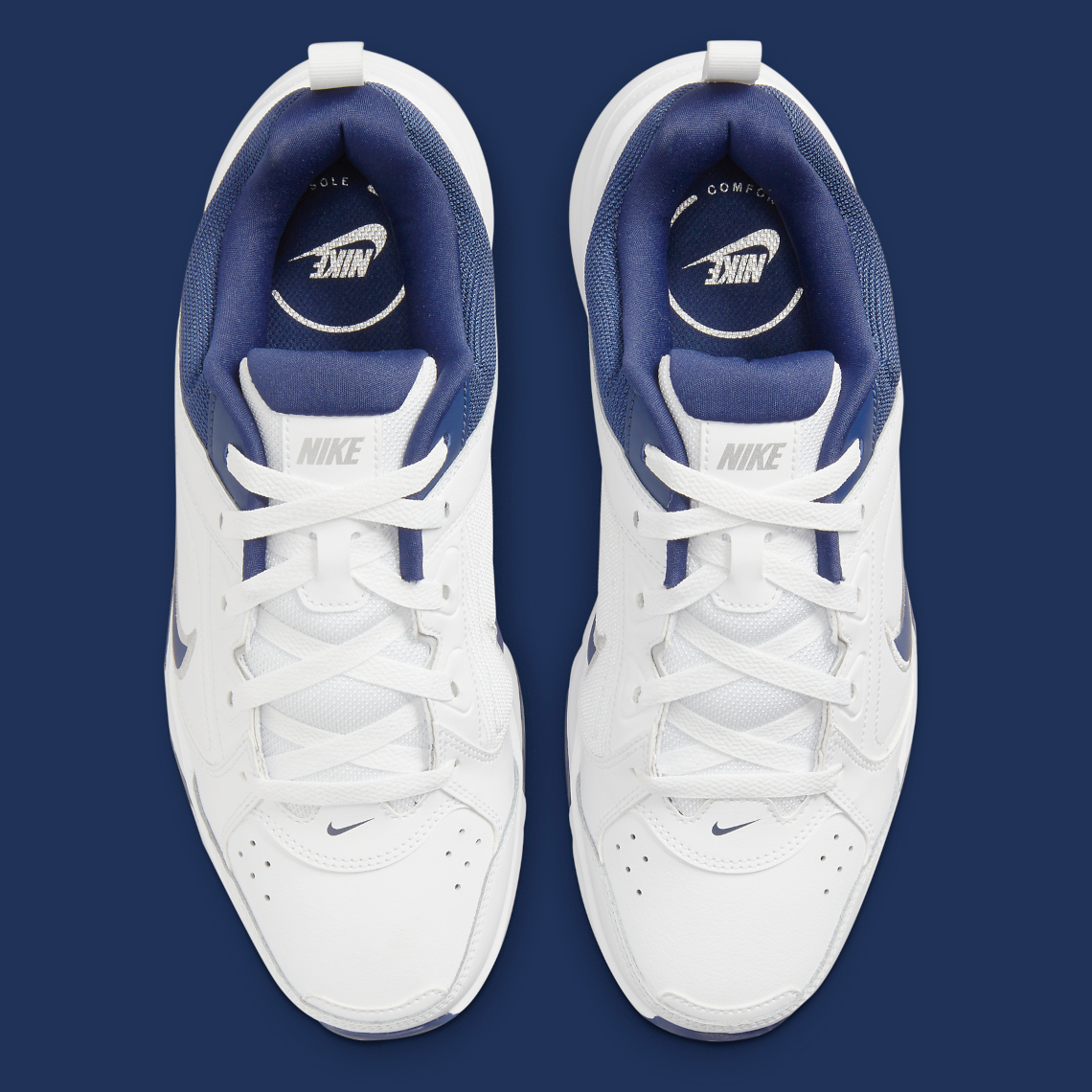 Nike Air Monarch Dj1196 100 5