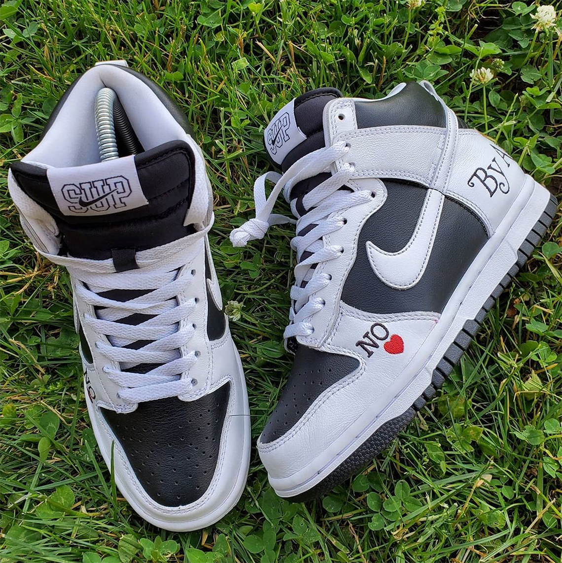 Supreme Nike Dunk High White Black 2021 4