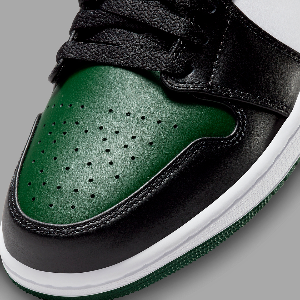 Air Jordan 1 Low Green Toe 553558 371 6