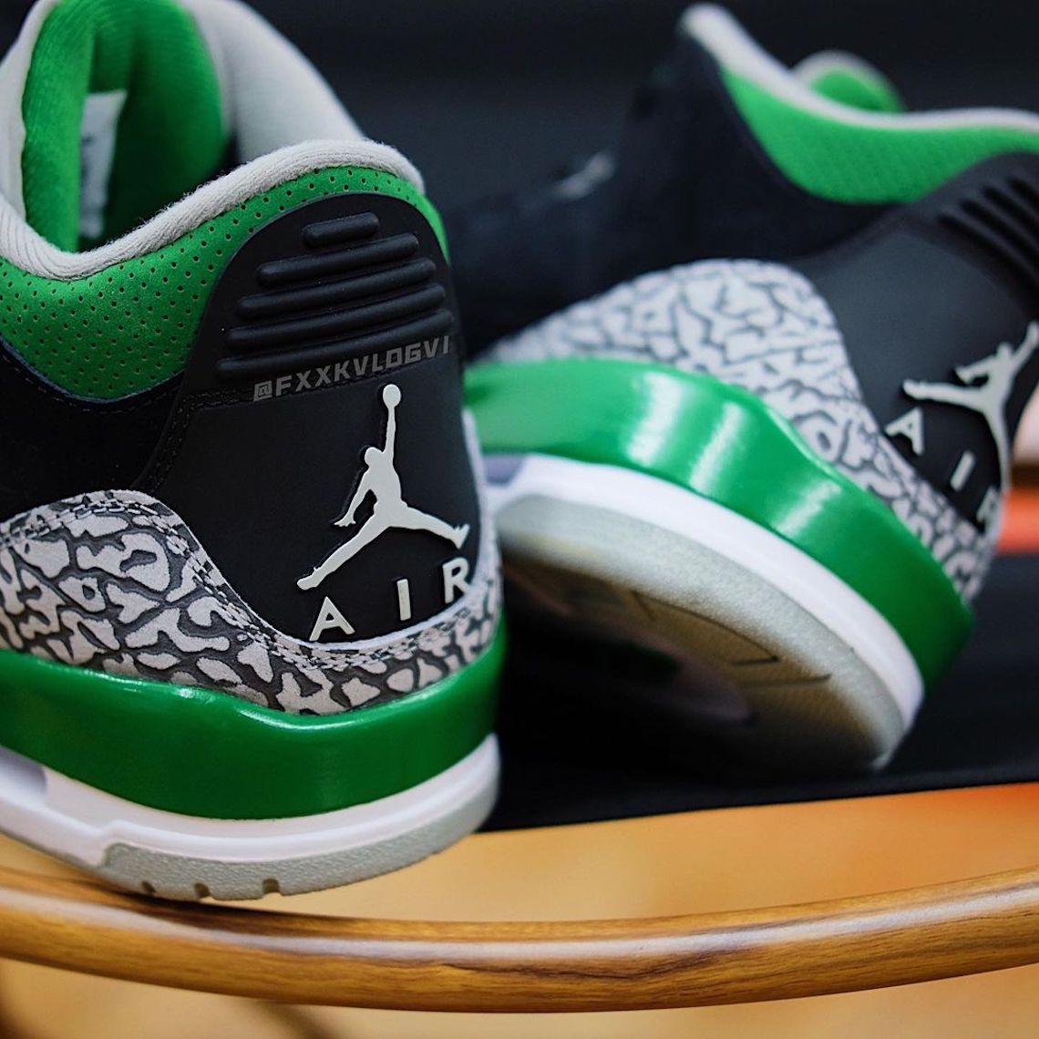 Air Jordan 3 Pine Green Ct8532 030 2021 8