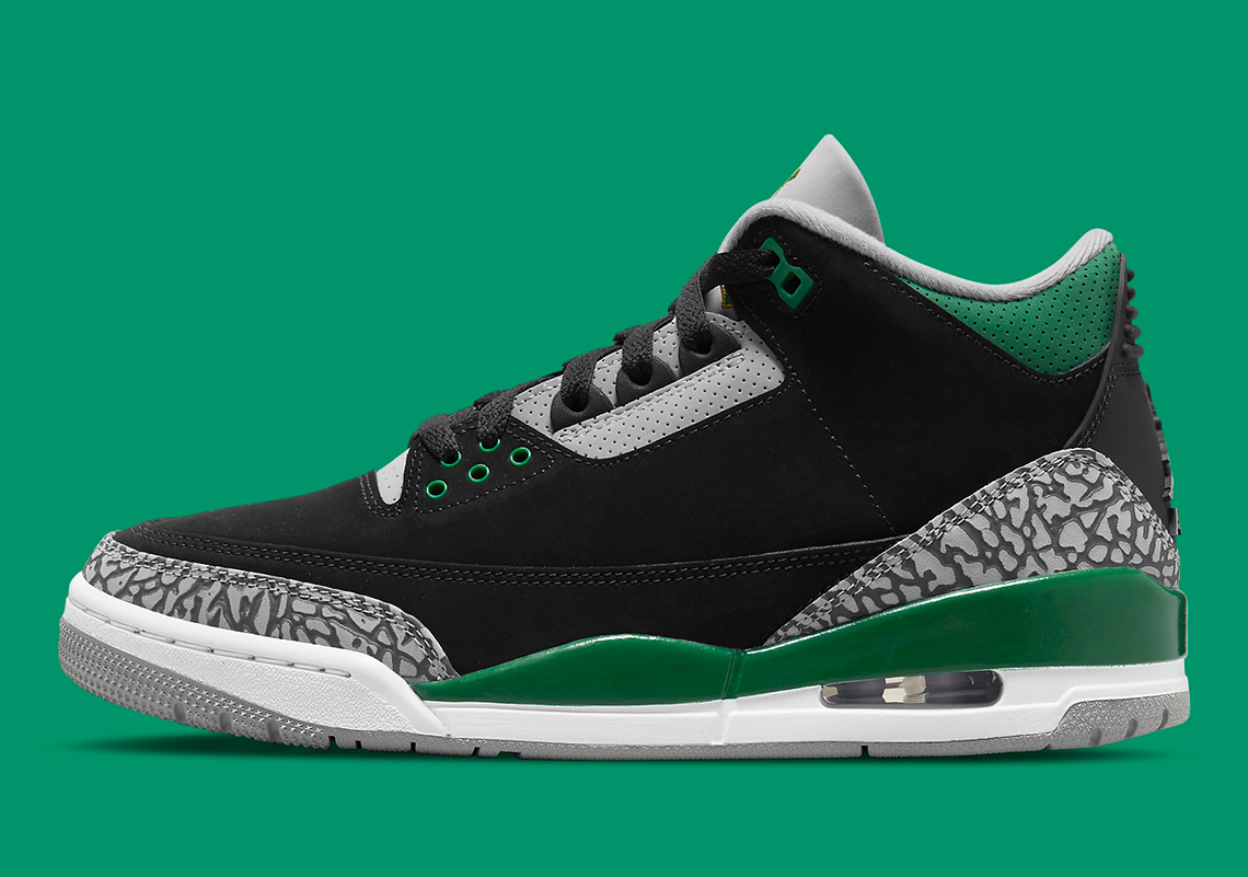 Air Jordan 3 Pine Green Ct8532 030 4