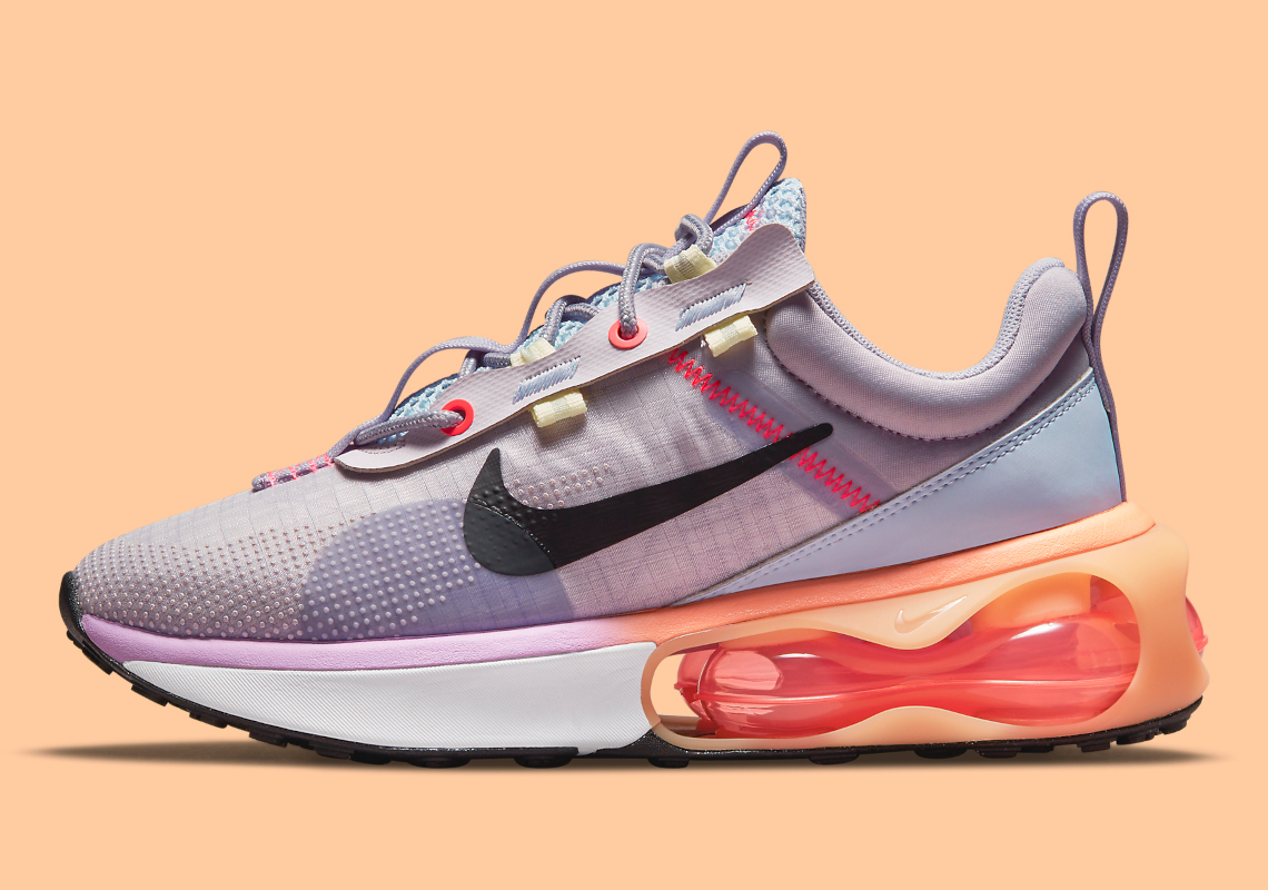 A Women's-Exclusive Nike Air Max 2021 Emerges