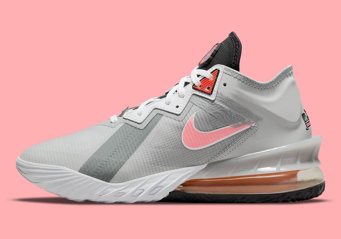 Nike Lebron 18 Low Bugs Bunny Vs Marvin The Martian Cv7562 005 6