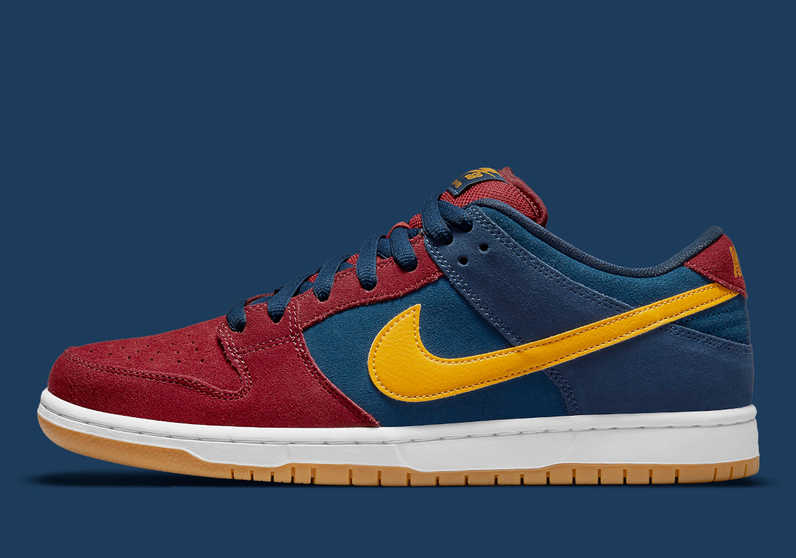 Nike Sb Dunk Low Catalonia Dj0606 400 2