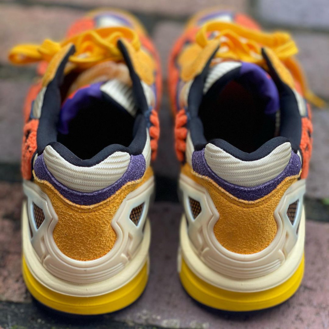 Adidas Zx 8000 Halloween 2021 7