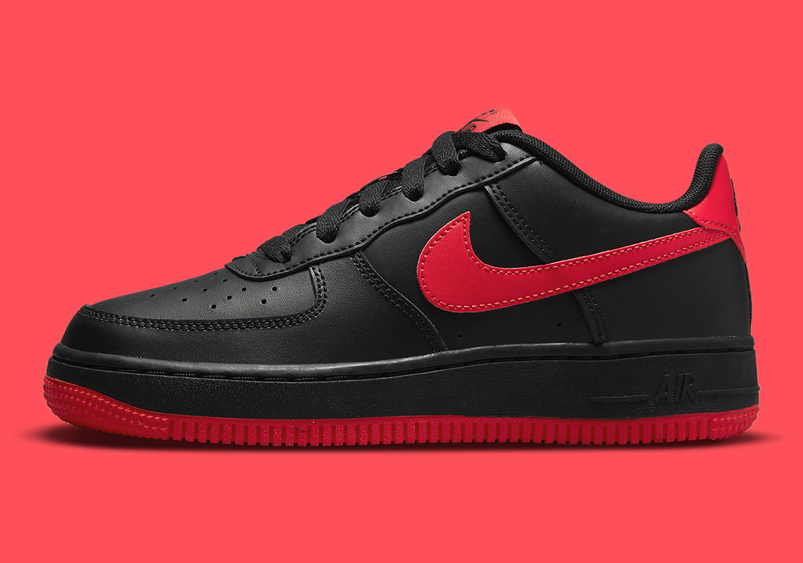 Nike Air Force 1 Gs Black Black University Red Dh9812 001 8