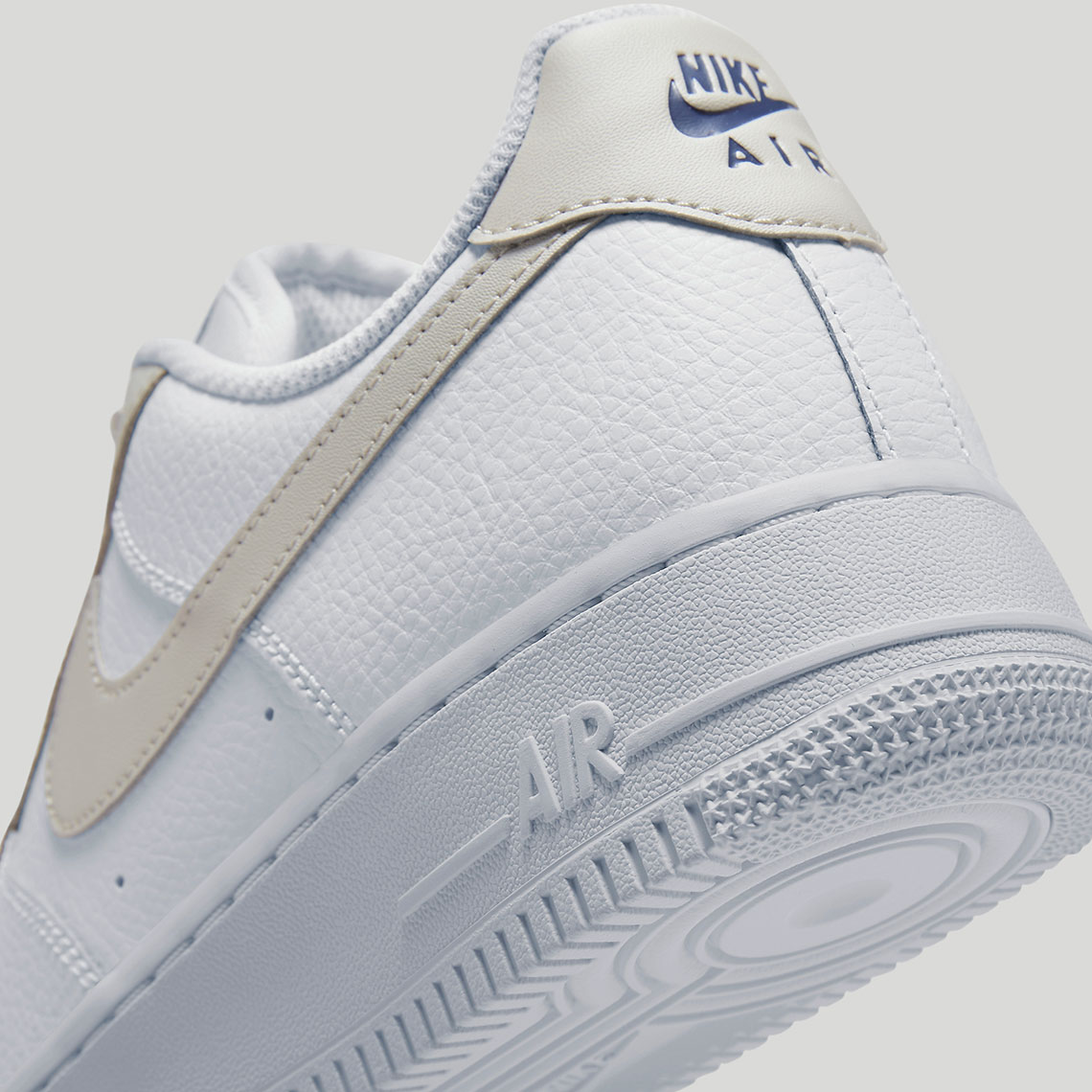 Nike Air Force 1 Wmns Summit White Deep Royal Summit White Light Bone 315115 168 3